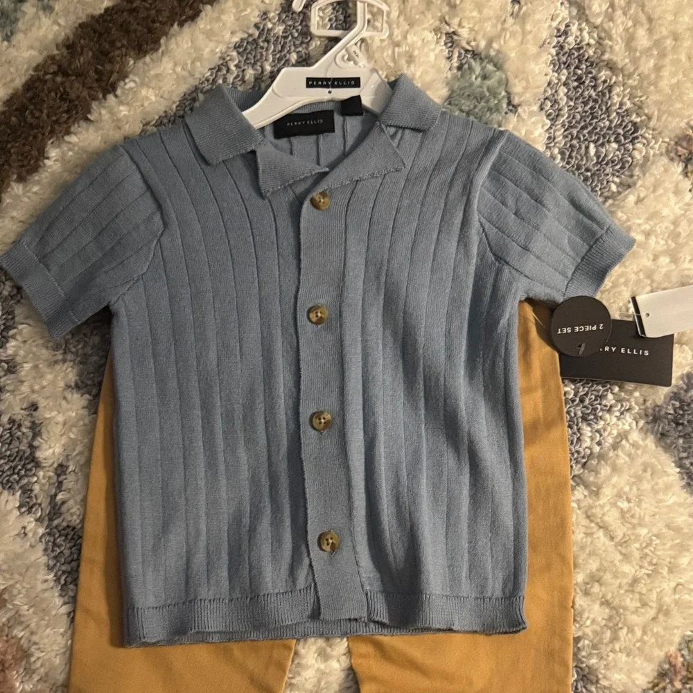Perry Ellis - Picture 2 of 6